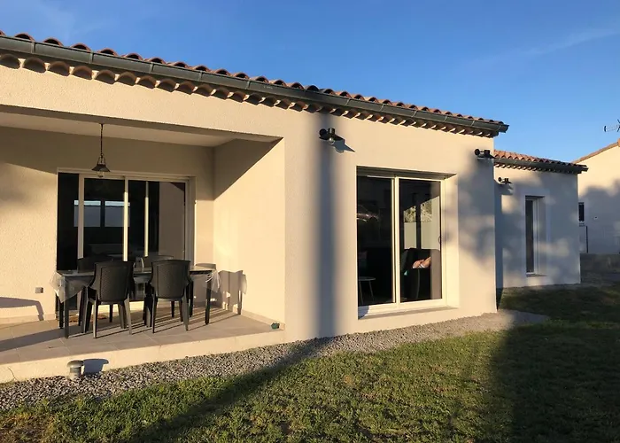 Malou Ferienhaus Pradons